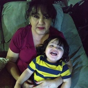 Meet your Posher, Rosa elvira